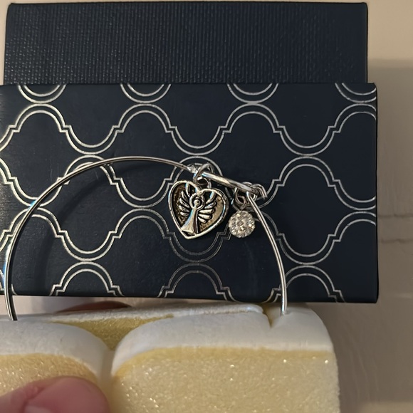 Silver Plated Guardian Angel Bracelet - Picture 3 of 3